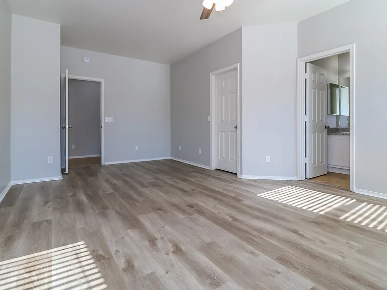 11823 W Roanoke Ave — Photo 12