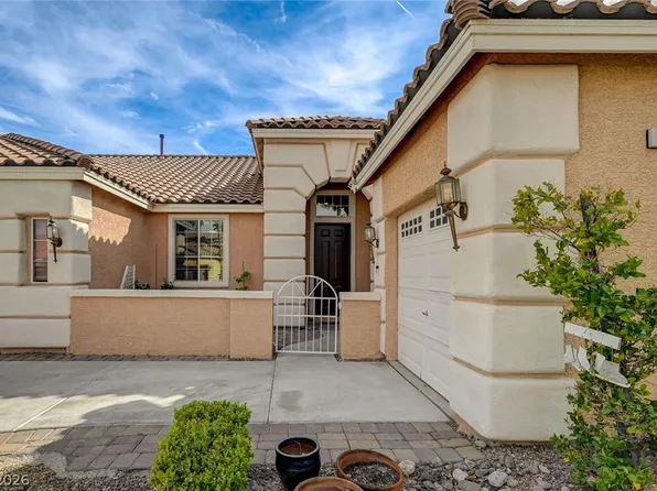 9867 Wonderful Day Dr, Spring Valley, NV 89148