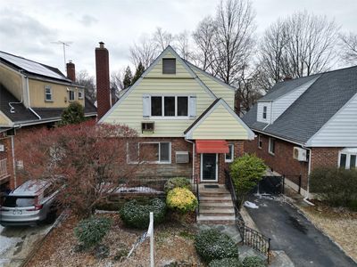 5640 Oceania Street, Flushing, NY, 11364