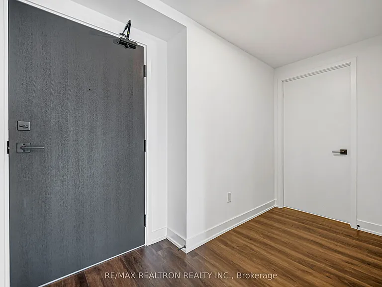 609 Sherbourne St #3201 — Photo 6