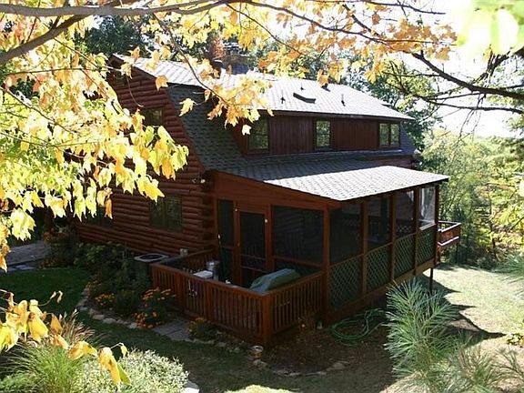 Back view of home.  Roof is 5 yrs old w/ 50 yr warranty