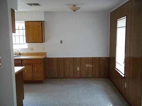 4th image of 12806 Sandrock Dr