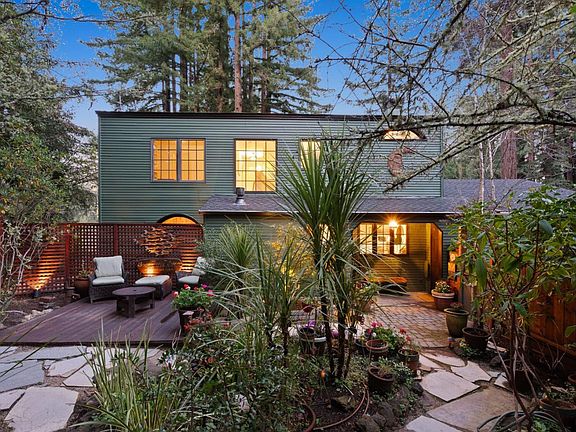 3rd image of 308 Blakewood Way