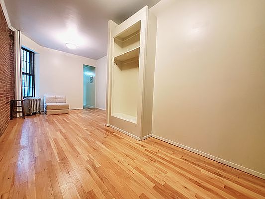 5th image of 55 W 111th St APT 1W