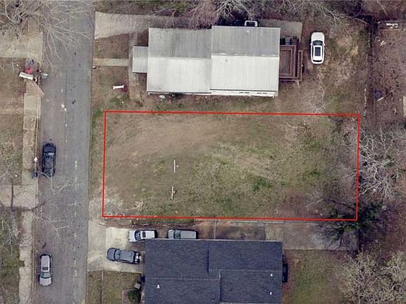 2nd image of 1006 Liman Ave SE