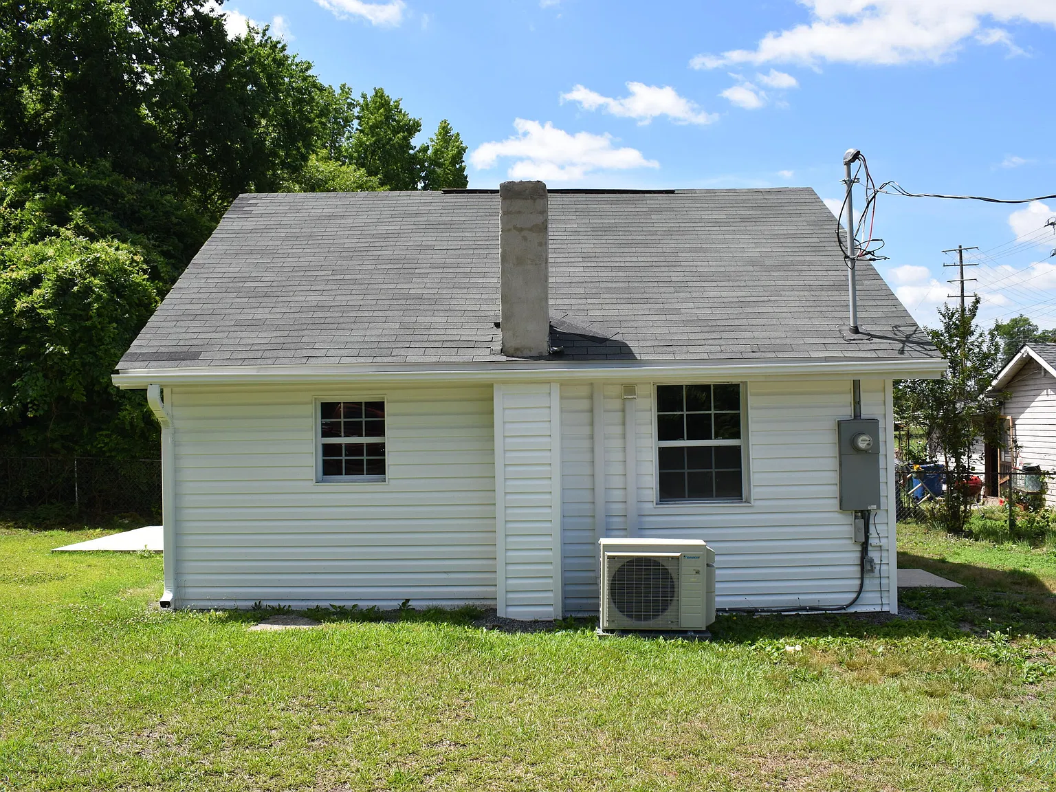 1 bed, 1.0 bath, $1,100 — Photo 4