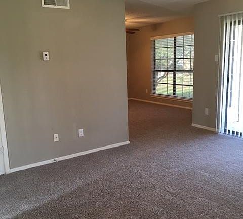 2nd image of 1574 Weyland Dr APT 701