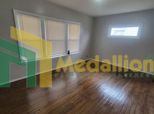 10234 S Aberdeen St, Chicago, IL 60643