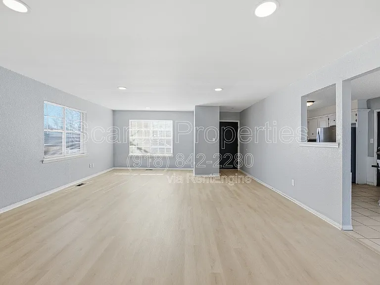 920 W Memphis St — Photo 6