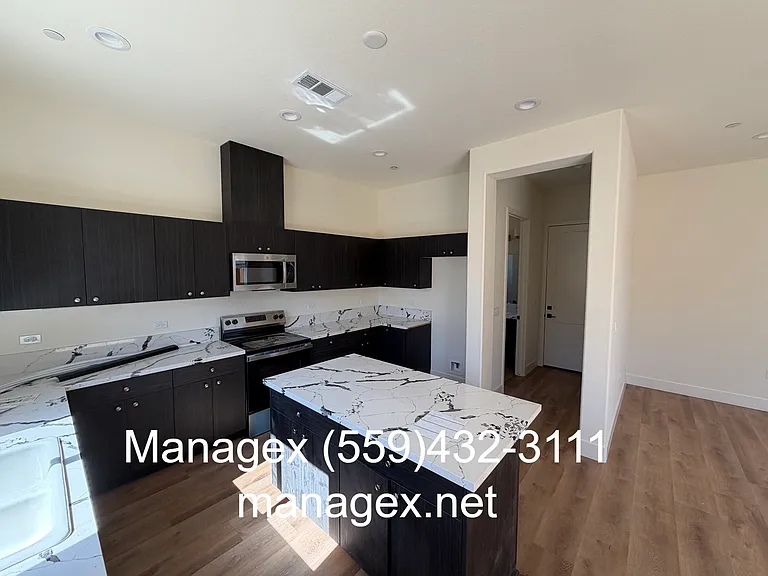 124 Sunnyside Ave #A — Photo 6