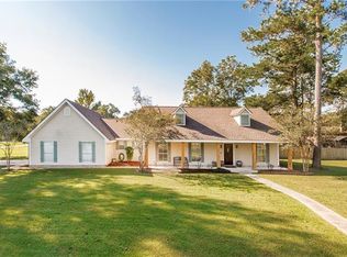 18300 Acadiana Dr, Ponchatoula, LA 70454