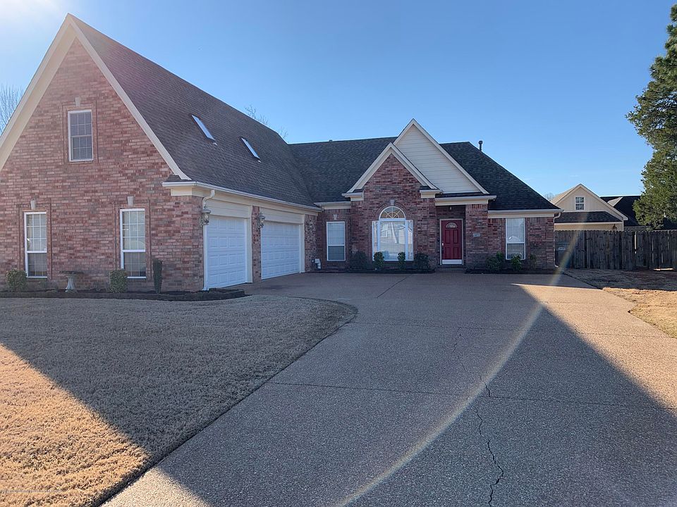 1st image of 2071 Eubanks Ln