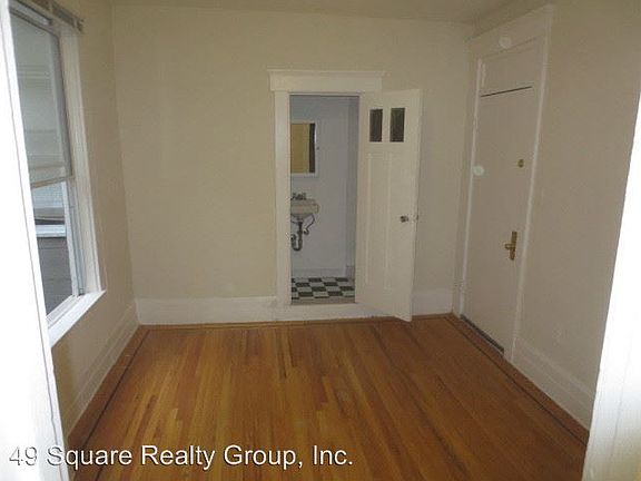 3rd image of 81 9th St APT 309