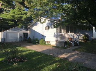 2040 Pleasant View Ave, Lansing, MI 48910