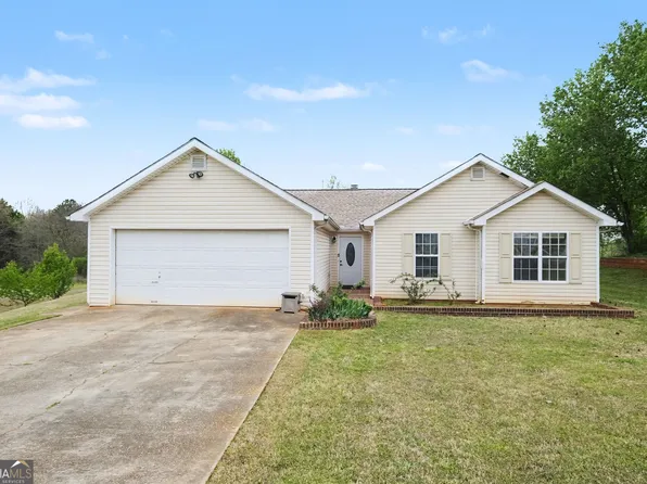 4661 Turning Leaf Dr, Gillsville, GA 30543