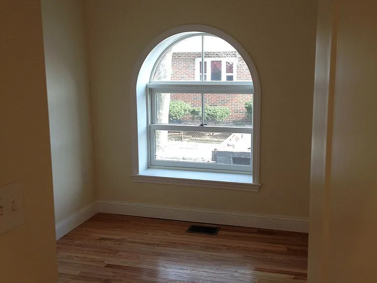 34 Fellsway W #1 — Photo 1