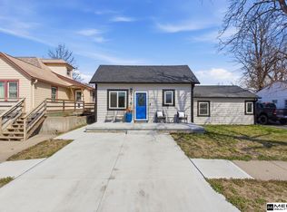 116 W Whittingham St, Valley, NE 68064