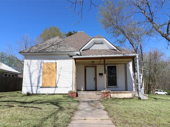 219 E Jordan St, Grand Saline, TX 75140