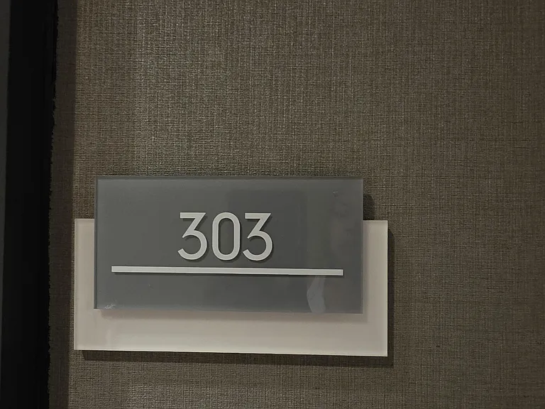 252 N Christopher Columbus Blvd #303 — Photo 1