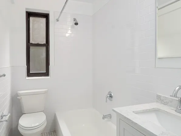 330 East 79th Street image 19 of 24