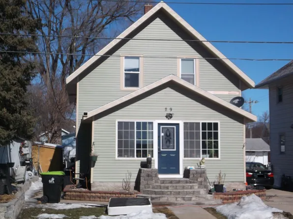29 8th St NE, Rochester, MN 55906