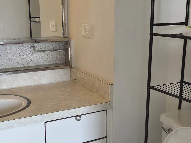 1617 Keeaumoku St #1607 — Photo 8
