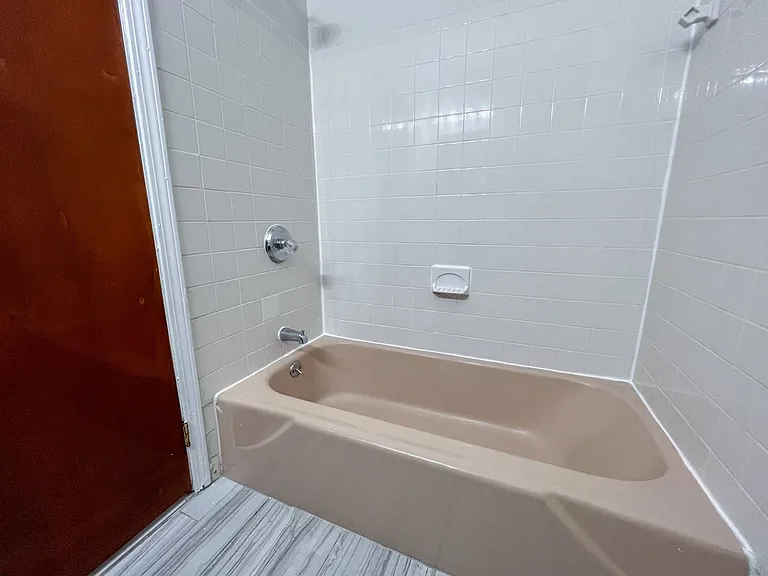 322 Hudson St / Luca Investments LLC — Photo 19