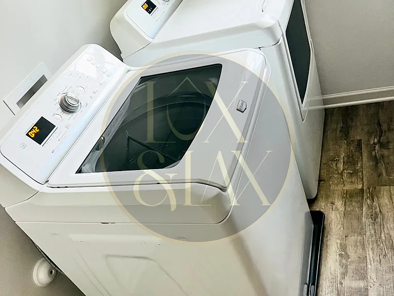 Washer & Dryer