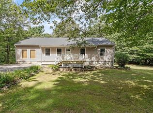 39 Holt Rd, Ashburnham, MA 01430