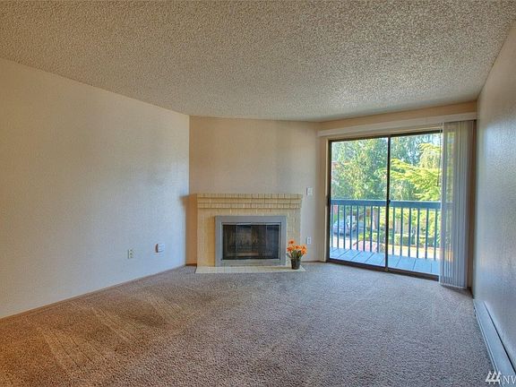 5th image of 3408 I St NE APT M202