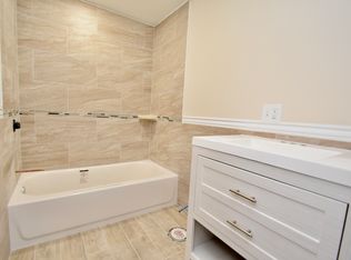 11 Wallkill Rd, Sparta, NJ 07871