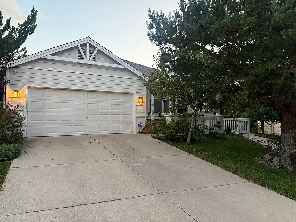 4774 Cedarhill Ln