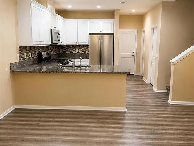 2818 E Berry Loop Privado #67 — Photo 5