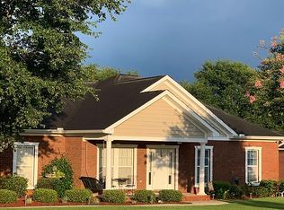 201 Lighthouse Dr, Dothan, AL 36305