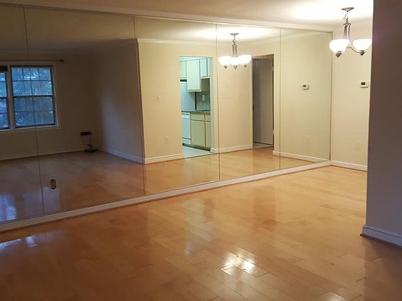5th image of 700 S Arlington Mill Dr APT 304