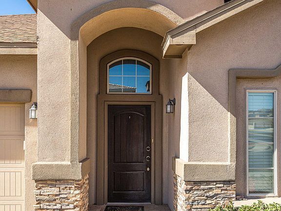 4th image of 4609 Rimrock Ct