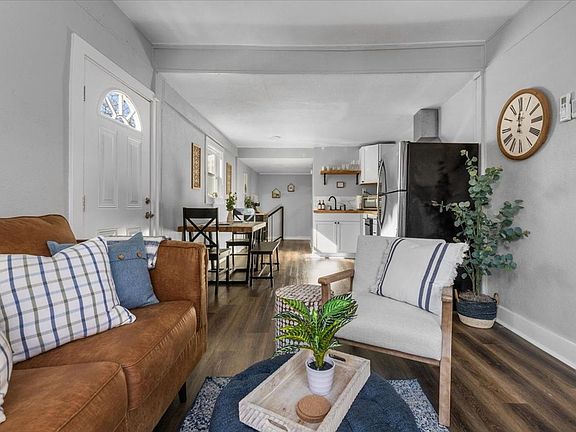 3rd image of 306 S Woodrow St #B