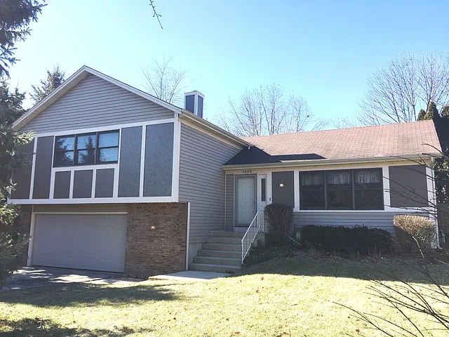 1425 Marie St photo 1