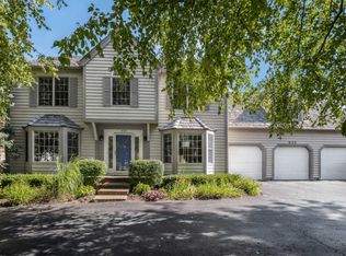628 Lexington Sq W, Gurnee, IL 60031