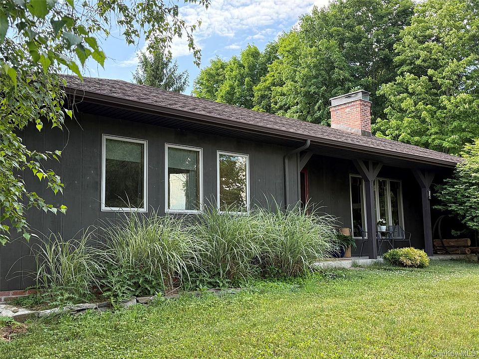 1st image of 133-141 Shelley Hill Road