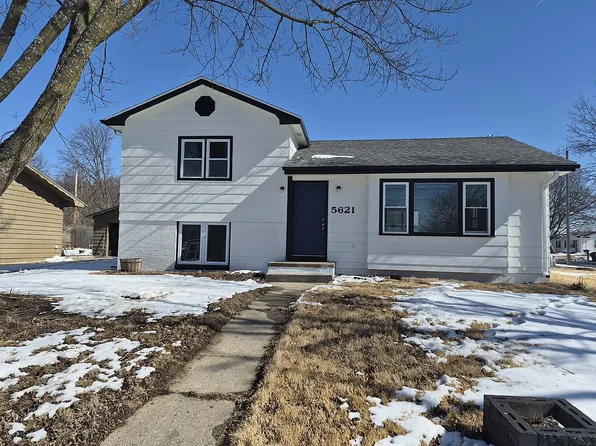 5621 SE 8th St, Des Moines, IA 50315