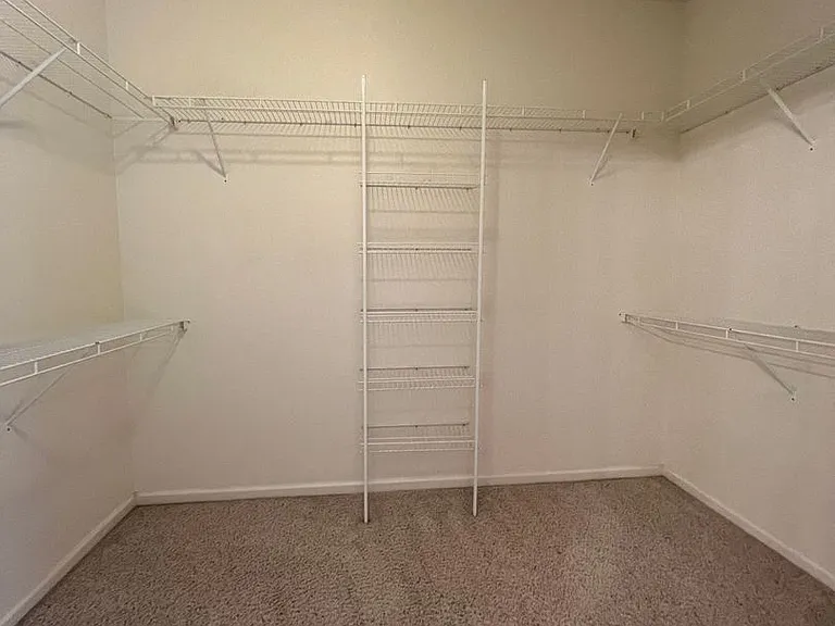 2456 E Marquise Ct — Photo 21