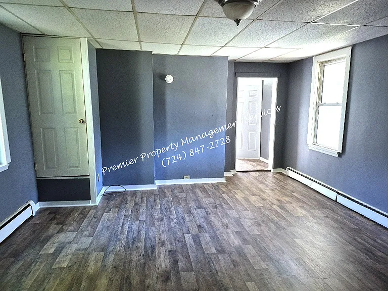 421 Schiller St — Photo 5