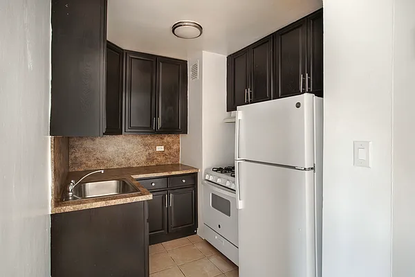 Rented by Oxford Property Group | media 1