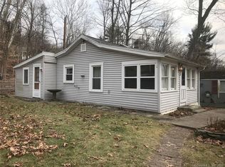 987 Lakeside Rd, Southbury, CT 06488