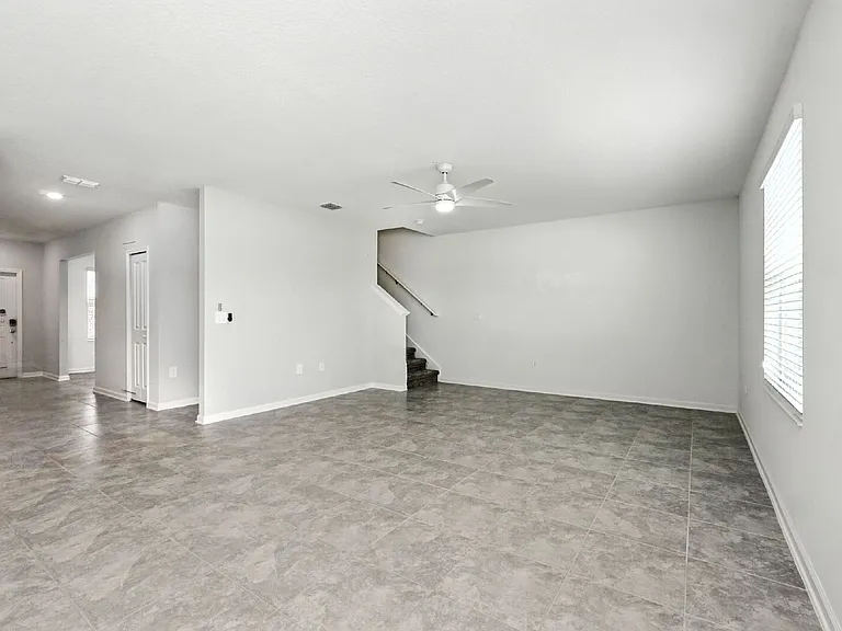 1493 Brentwood Dr — Photo 11
