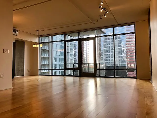 1100 S Hope St #1104 — Photo 3