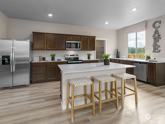 4th image of 17307 126th Street E #100