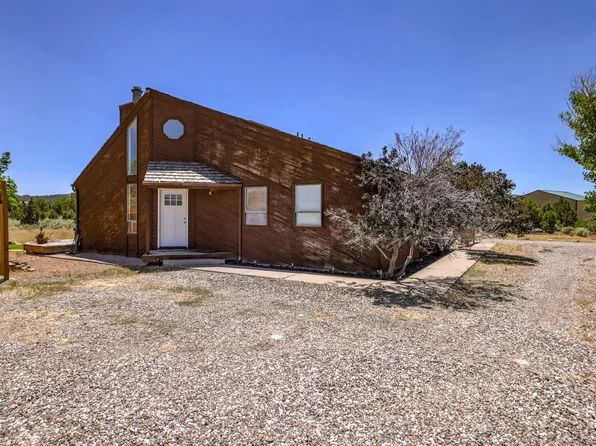 825 Homestead Dr W, Dammeron Valley, UT 84783