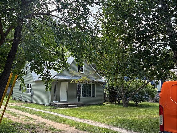 2nd image of 5901 Felske Dr